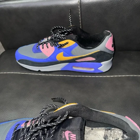 Nike Air Max 90 ACG Persian Violet - Picture 3 of 5